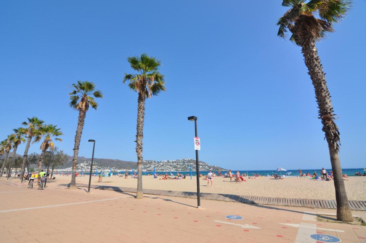 RNET - Front de Mer - Roses Costa Brava Eksteriør bilde